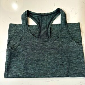 Lululemon - Swiftly tank - size 4 - like new
